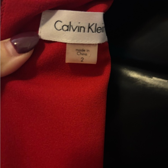 Macy's Red CALVIN KLEIN Keyhole Neck Sleeveless Fitted Sheath Dress Size 2 - Picture 7 of 10